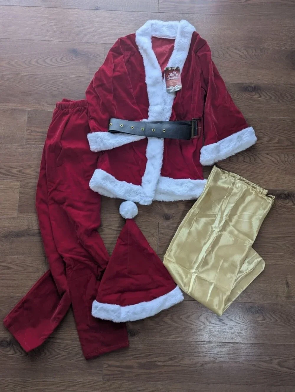 Santa 5 Piece Costume Kids Medium NWT